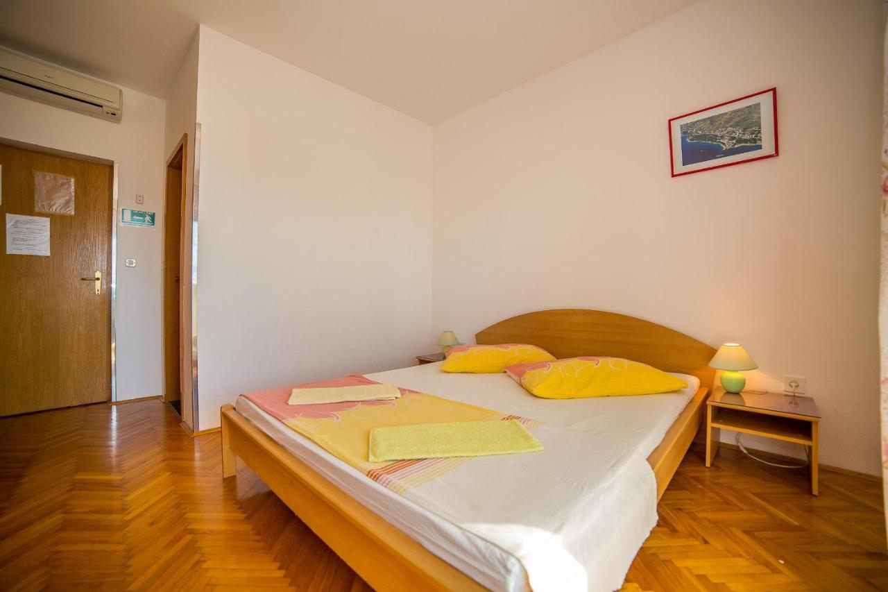 Apartments Emil 로크바 로고즈니차 외부 사진